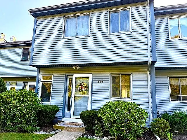 511 Child St #605