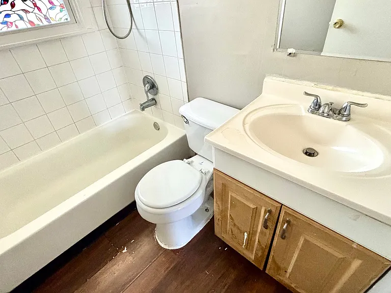204 Tay Rd — Photo 9