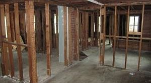 2nd image of 802 E Gudgell St
