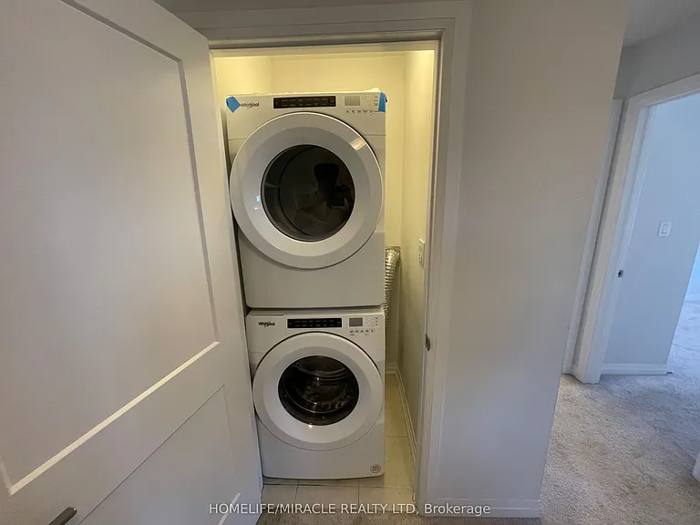 51 Sparrow Ave #20 — Photo 25