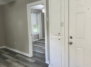 206 Querens Ave #B, Biloxi, MS 39530