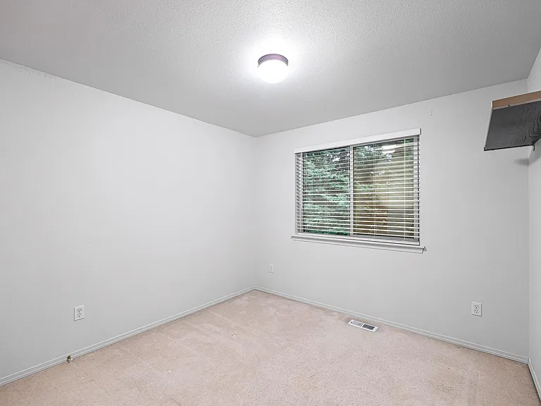 3907 183rd Street Ct E — Photo 31