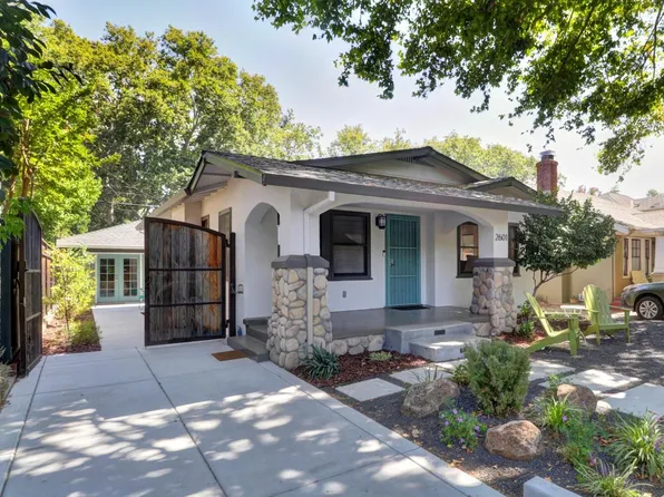 2601 Harkness St, Sacramento, CA 95818