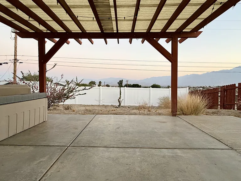 67883 Hacienda Ave — Photo 15