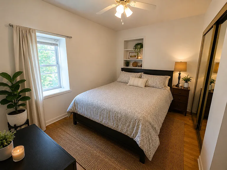 2435 Grays Ferry Ave — Photo 7