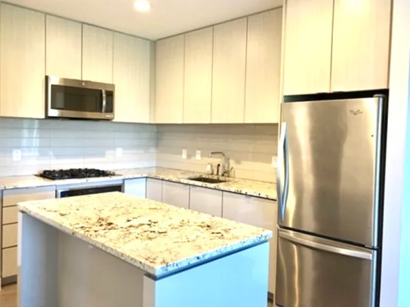 80-82 Fenwood Rd #611, Boston, MA 02115