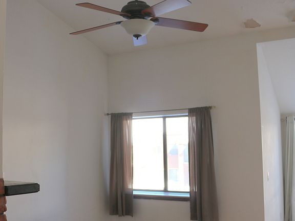 3rd image of 279 Redstone Hill Road APT 58