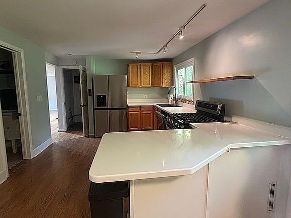 5th image of 8404 Chagrin Mills Rd
