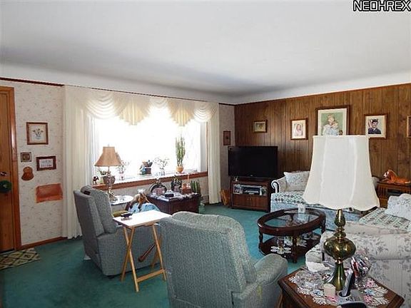 3rd image of 10985 Kader Dr