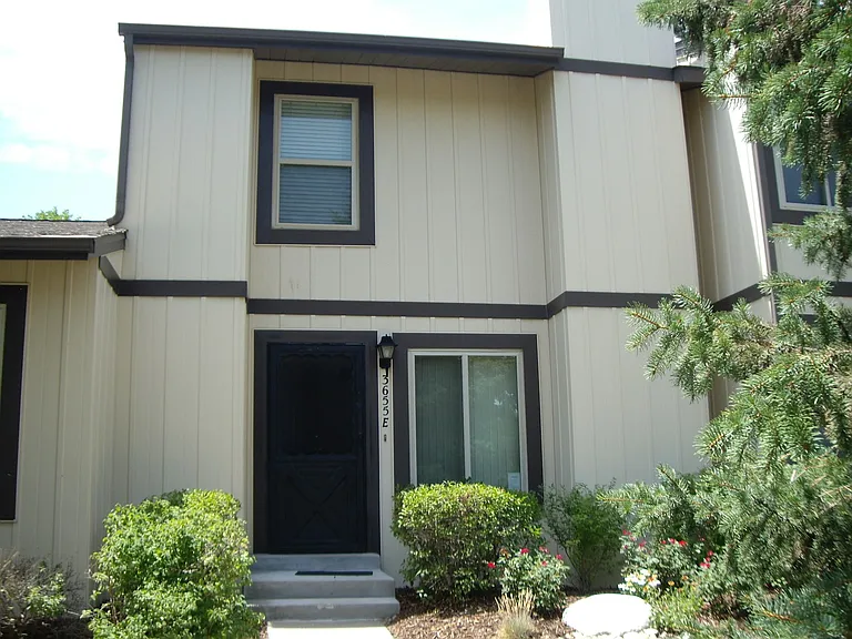 3655 S Kittredge St #E — Photo 21