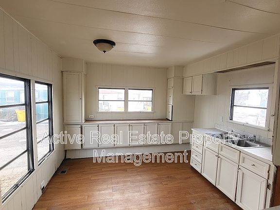5th image of 2211 S Dort Hwy Lot B13