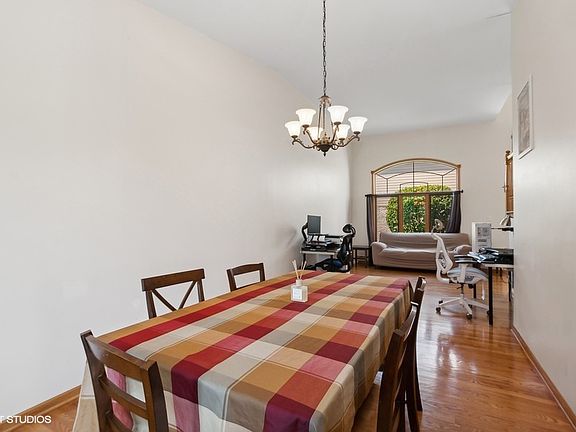 5th image of 19335 Cormoy Ln