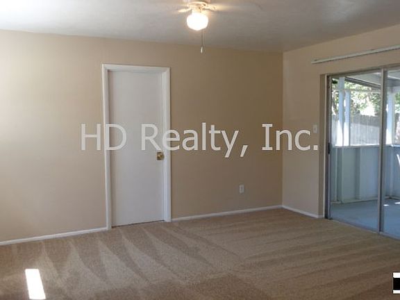 3rd image of 1140 Reams St