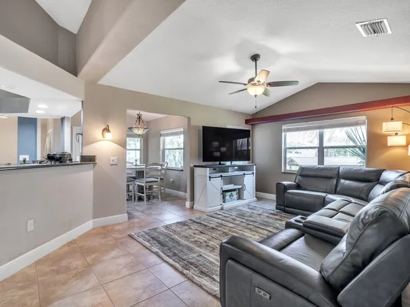 (undisclosed Address), Micanopy, FL 32667