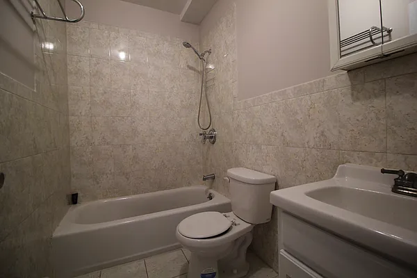 Rented by Hagstrom Management Inc | media 87