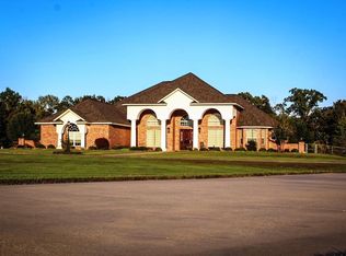 325 Springhill Ln, New Boston, TX 75570