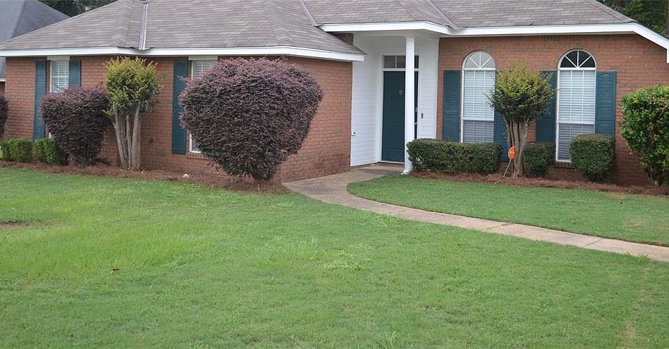 1st image of 1355 Summerfield Pl