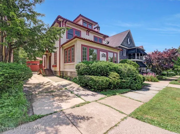 848 N Irving Ave, Scranton, PA 18510