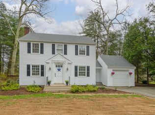 63 Arch Rd, Avon, CT 06001