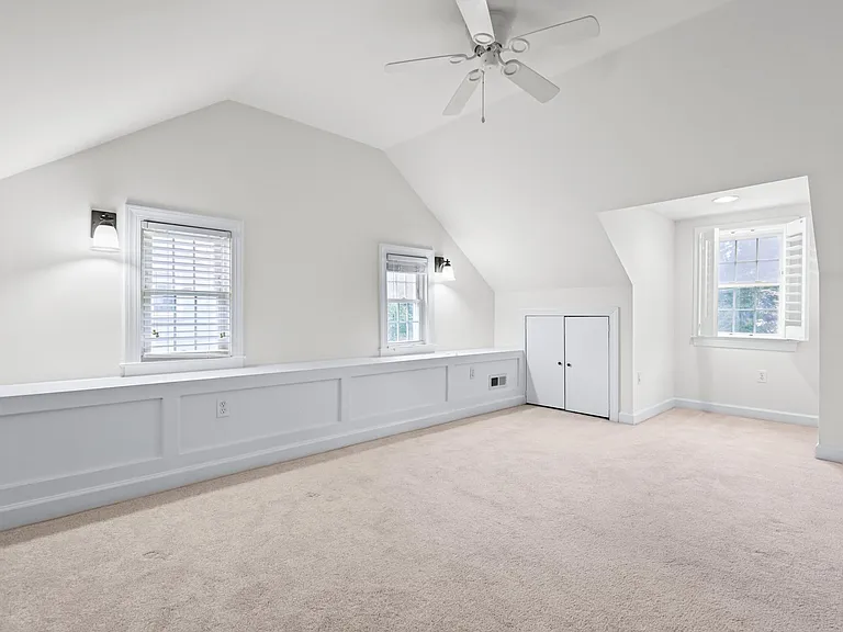 523 Allegheny Ave — Photo 41