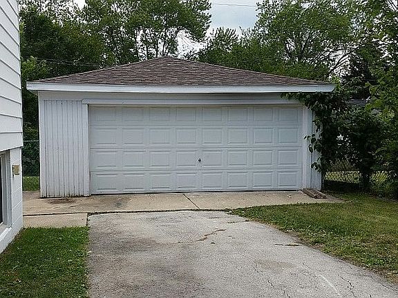 Two Car Detached Garage