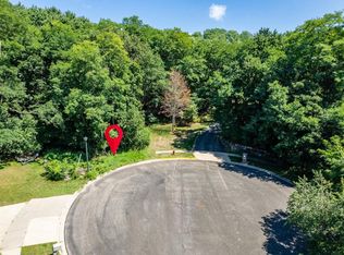 1511 Ridgeview Dr #17, Reedsburg, WI 53959