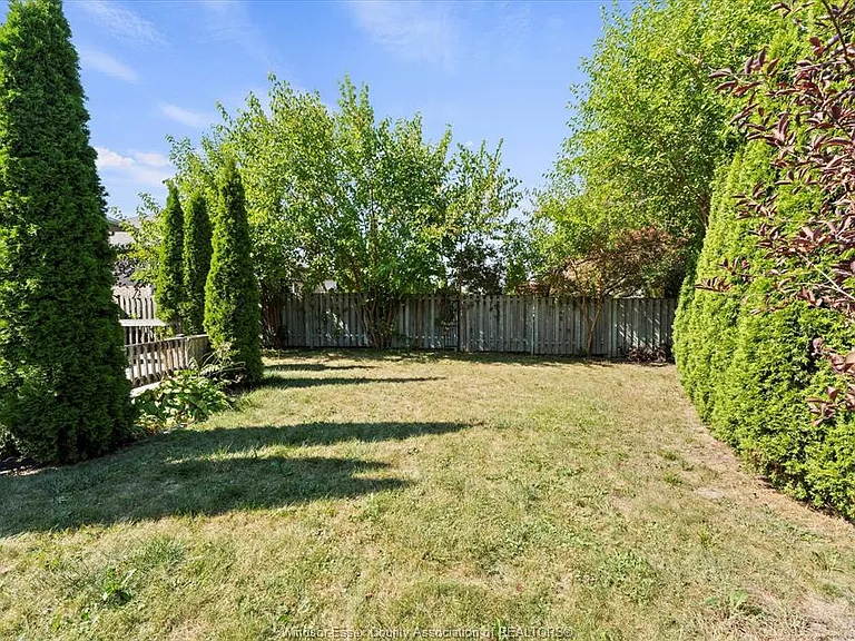 3316 Kenilworth Dr — Photo 35