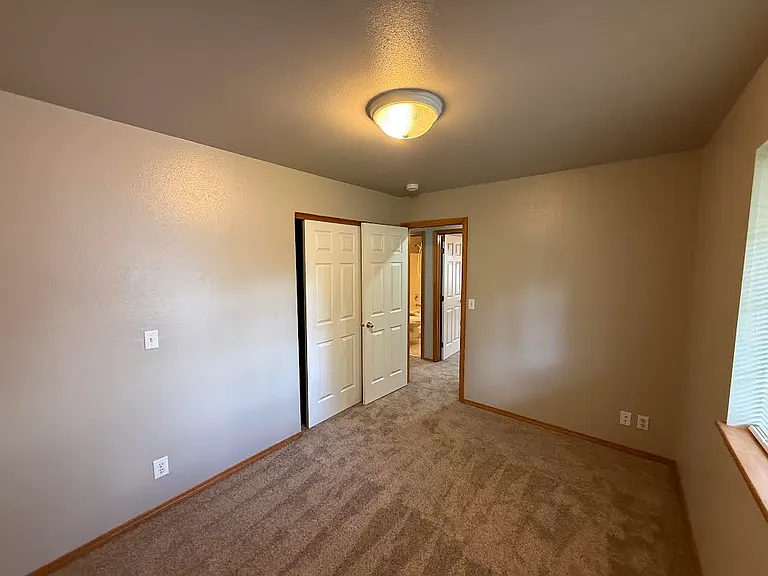 1211 E Elderberry Cir — Photo 15