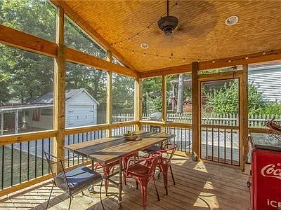 2728 Sharondale Ct — Photo 13
