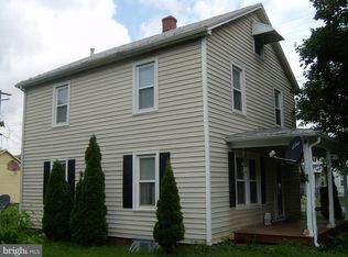 1017 Jefferson Ave, Charles Town, WV 25414