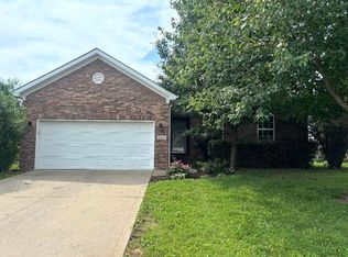 3353 Fair Oaks Cir, Bowling Green, KY 42104