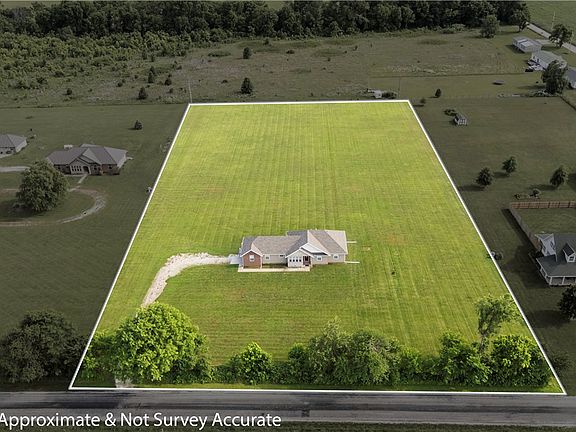 2nd image of 8861 Farm Road 2212