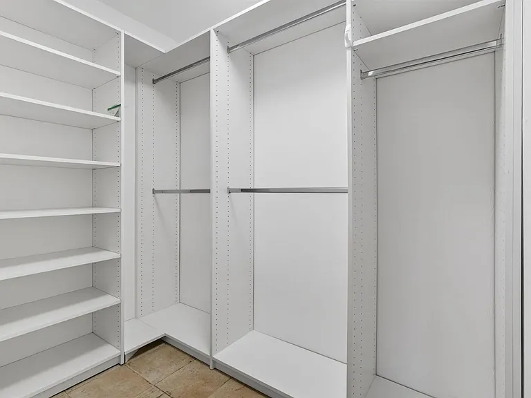 3402 Cynthia Ln #201 — Photo 31