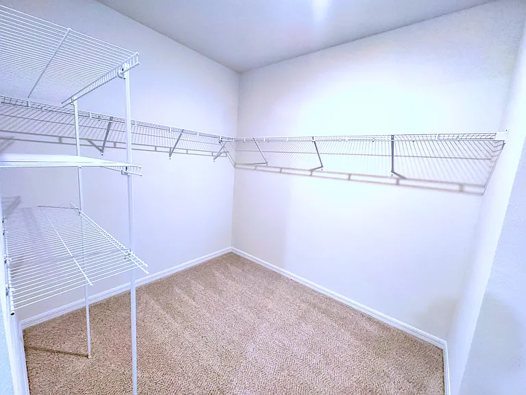 1461 Brekey Way — Photo 16