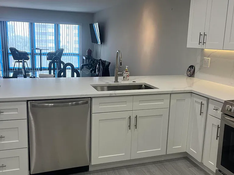 5100 N Ocean Blvd #502 — Photo 7