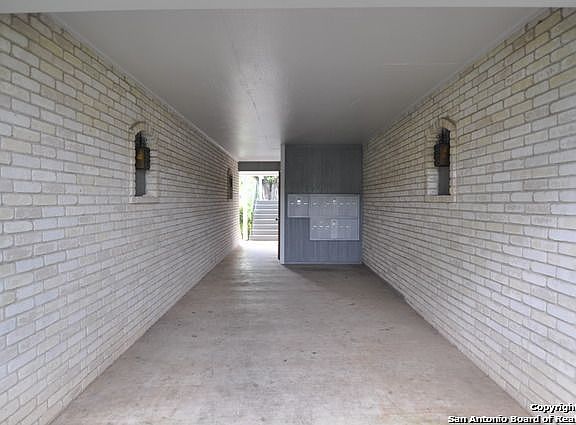 2nd image of 311 E San Antonio Ave