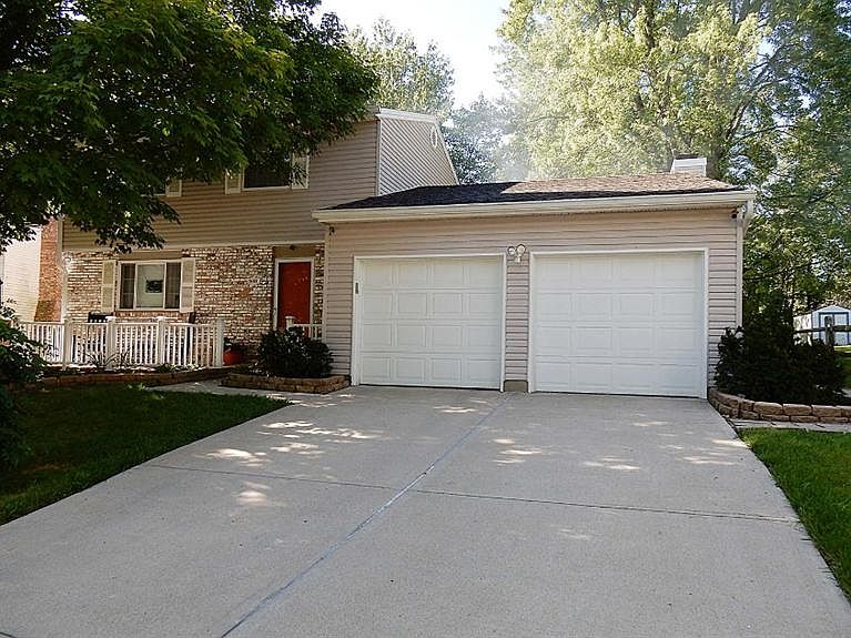 1st image of 2669 Kimberly Dr