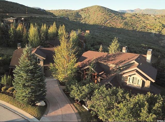 1st image of 27 Fox Glen Cir