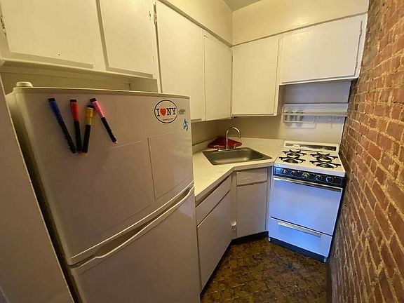 5th image of 127 W 85th St #3N