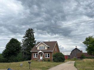 3594 Oregon St, Oshkosh, WI 54902