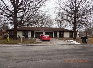 702 Orchard St #704, Centralia, MO 65240