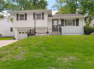 7909 NE 50th St, Kansas City, MO 64119