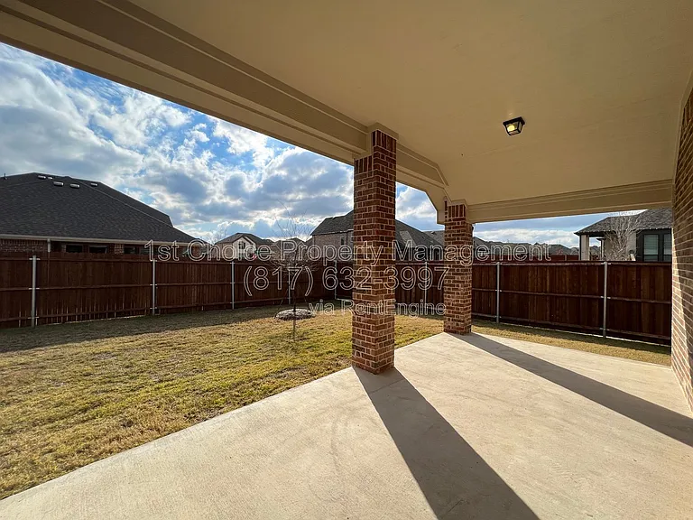 14869 Nightmist Rd — Photo 33