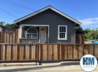 54 Hazel St, Hollister, CA 95023
