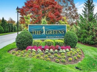 854 Verona Dr, Melville, NY 11747