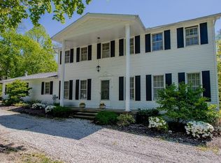 11250 Highland View Dr, Chardon, OH 44024