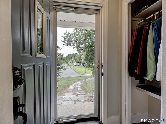 5th image of 226 Percival Avenue