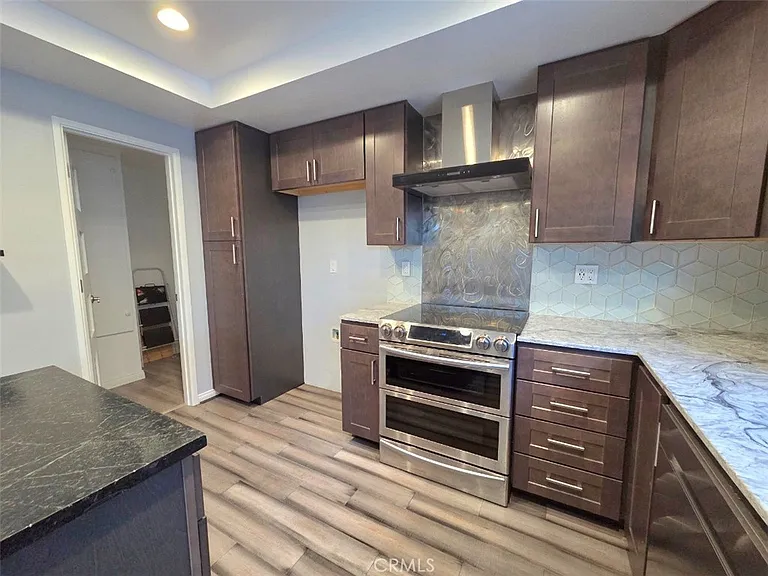 4128 Elizabeth Ct — Photo 8