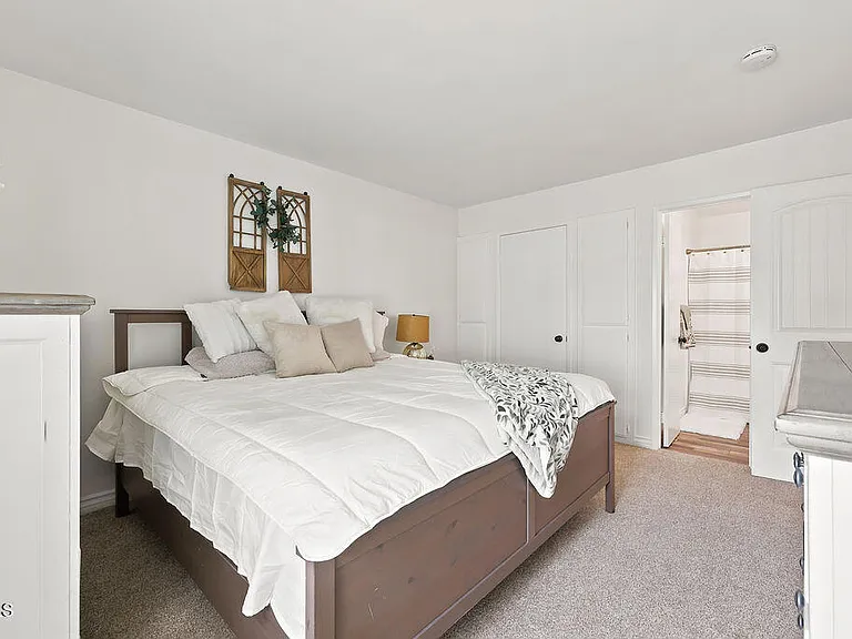 664 Holly Ave — Photo 23