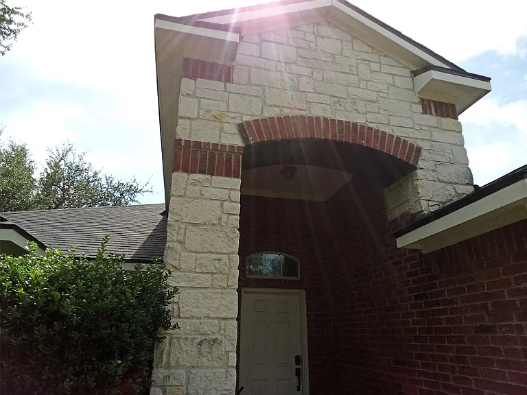 2412 Tumbling River Dr — Photo 2